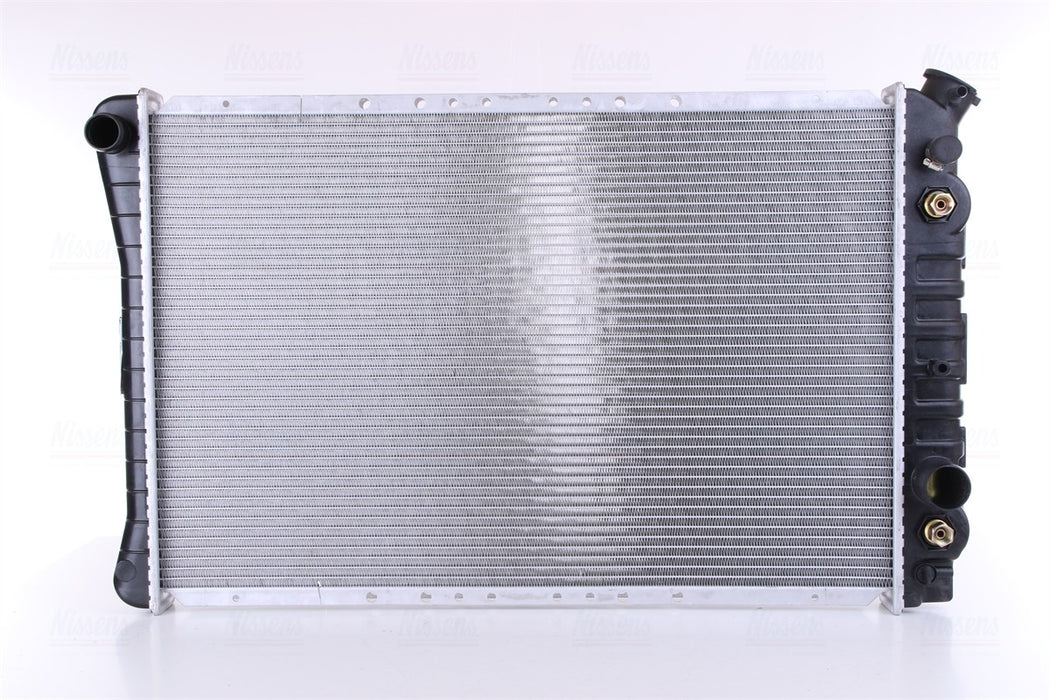 Nissens 67600 Radiator - Front