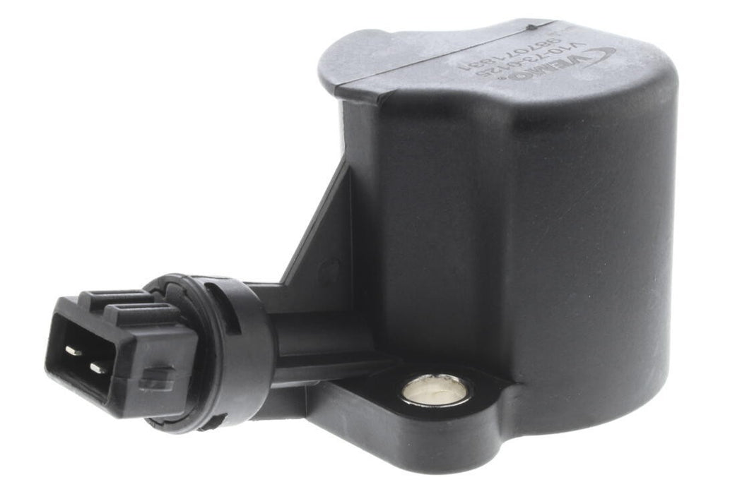 Vemo V10-73-0125 Back Up Light Switch