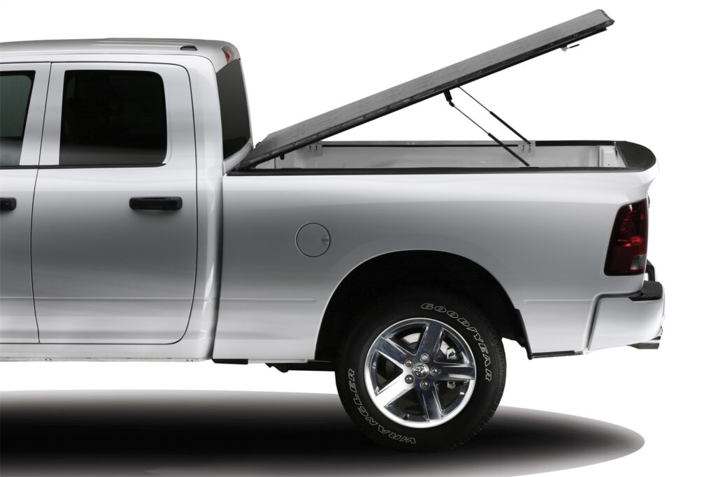 Extang fulltilt snapless tonneau cover